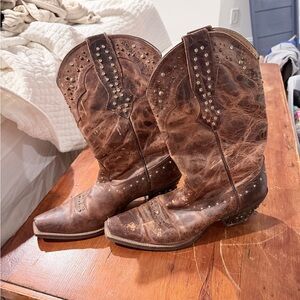 Ariat Tan Leather Studded Cowboy Boots